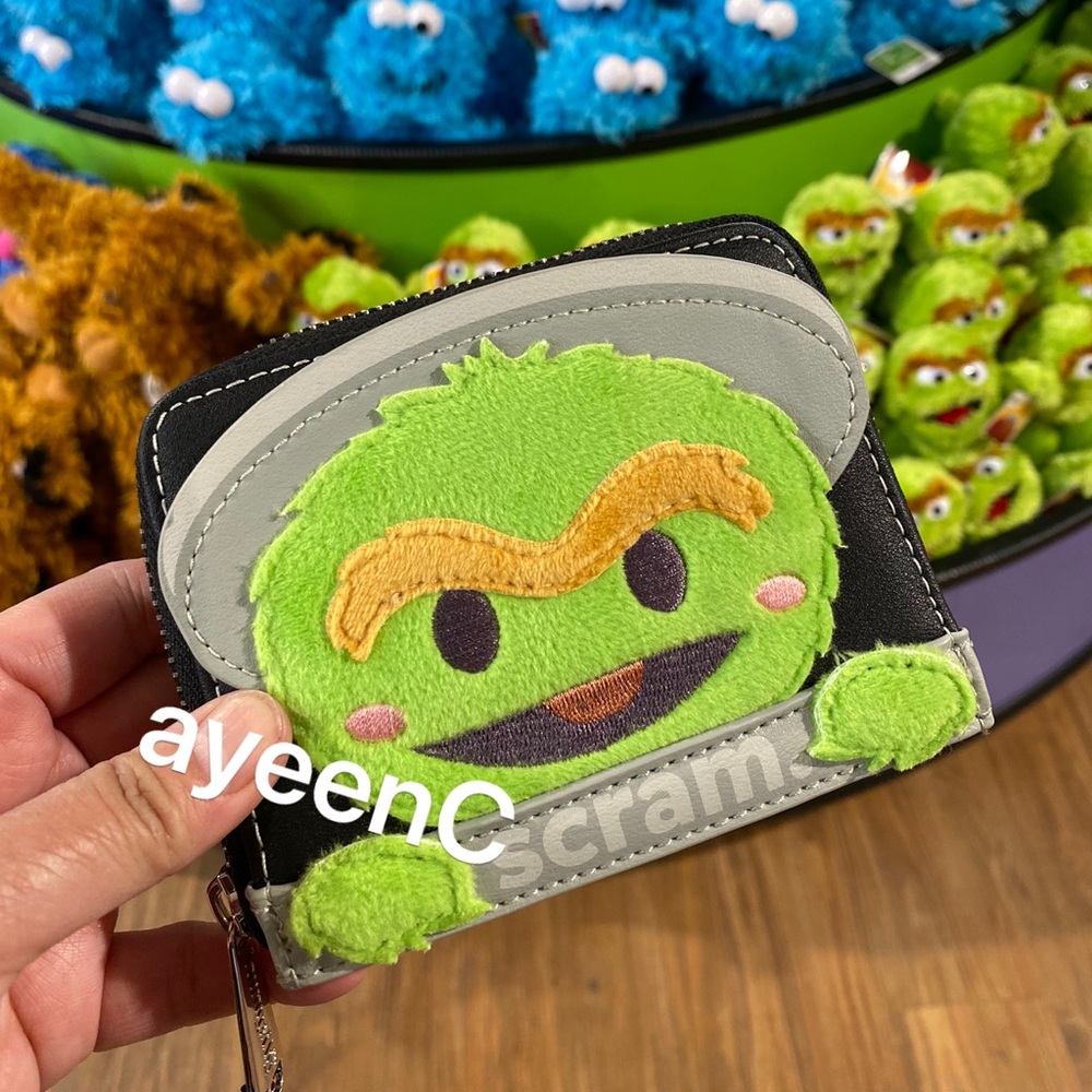 loungefly sesame street’s oscar the grouch wallet